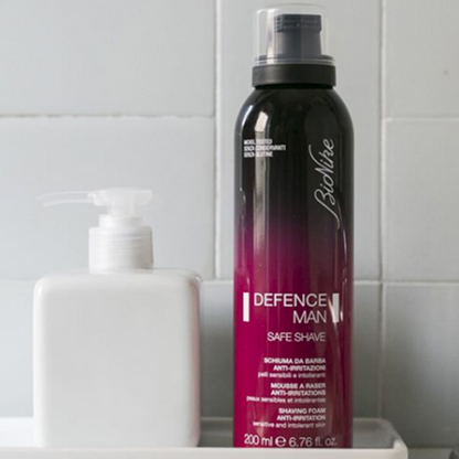 BioNike DEFENCE MAN Pánska pena na holenie, 200 ml